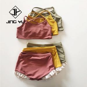 Traje de Baño de Diseñador para Niñas, Estilo Hawaiano con Volantes, Protección Solar, Bikini de Poliéster Personalizado de Alta Calidad - Product Image 4