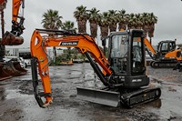 Mini-excavatrice de chantier DEVELON DX35Z-7M avec cabine et ROPS pour la construction urbaine