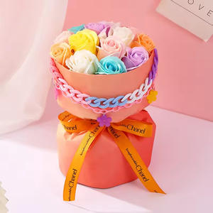 Bouquet de roses éternelles en savon simulé, cadeau de la Saint-Valentin, seau de fleurs en savon, souvenir pour la Journée de la Femme - Product Image 4