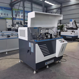 Machine à découper les coins de portes et fenêtres en aluminium Hisena avec composants de moteur à roulement 2,2 kW 380 V, facile à utiliser - Product Image 1