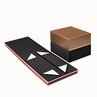 Boîtes cadeaux magnétiques de luxe personnalisées avec logo imprimé en relief pour cravates, avec laminage mat, construction en carton recyclé