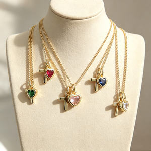 Collar con colgante de cruz de piedra de nacimiento de julio, forma de corazón, cristiano, moderno, chapado en oro de 18 quilates, gargantilla delicada, venta al por mayor - Product Image 1