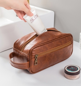 <span class=keywords><strong>Trousse</strong></span> <span class=keywords><strong>de</strong></span> <span class=keywords><strong>Toilette</strong></span> Portable en PU <span class=keywords><strong>pour</strong></span> <span class=keywords><strong>Homme</strong></span> Vente en Gros Usine, <span class=keywords><strong>Trousse</strong></span> <span class=keywords><strong>de</strong></span> Rasage Zippée <span class=keywords><strong>Grande</strong></span> Taille Holographique Personnalisée - Product Image 6