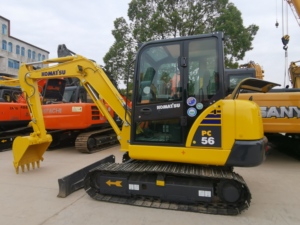 Mini-excavatrice Komatsu PC56-7 d'origine japonaise, 5 tonnes, en bon état, mini-excavatrice sur chenilles PC56-7 à vendre - Product Image 2
