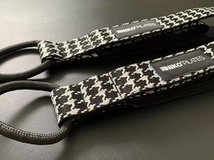 Accesorios para Pilates Reformer, Correas Dobles de Tela y Nylon con Diseño Houndstooth en Blanco y Negro, <span class=keywords><strong>INIKO</strong></span> R0202424 para Estudios - Product Image 2