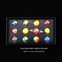 Petite boîte à chocolat Starry Sky Planet 12 boules parfumées fruitées créatives enduites pour la décoration de la Saint-Valentin pour profiter