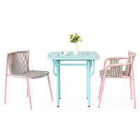 Ensemble de meubles de patio d'extérieur, chaises de salle à manger empilables et table en métal d'extérieur