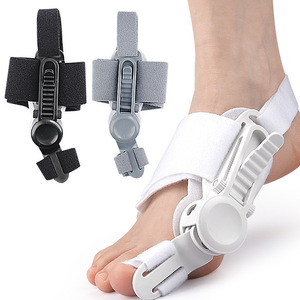 <span class=keywords><strong>Orthèse</strong></span> pour <span class=keywords><strong>Hallux</strong></span> <span class=keywords><strong>Valgus</strong></span>, Séparateur d'orteils pour os du pied en saillie et orteils superposés, Modèle réglable à bouton-pression 003 Jour <span class=keywords><strong>Nuit</strong></span> - Product Image 1