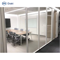 Mampara de Vidrio Moderna para Oficina Graki, Marco de Aluminio, Aislamiento Acústico de 45dB, Diseño Duradero, 90mm de Grosor, Ecológica, para Escuelas