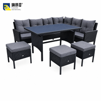 Ensemble de salon de jardin 5 pièces en rotin PE, canapé sectionnel en forme de L, table rectangulaire, 3 ottomanes, couleur anthracite