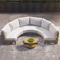Ensemble de canapés d'extérieur personnalisable de style nordique pour cours et jardins - Canapé en rotin tressé PE et teck imperméable