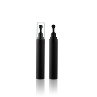 Kozmetik 8ml 20ml havasız pompa göz kremi şişesi için Metal aplikatör ile altın kafa