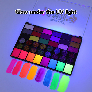 Bán buôn 42 màu sắc lễ hội chuyên nghiệp mặt sơn trang điểm nước dựa trên long lanh UV Neon <span class=keywords><strong>Glow</strong></span> mặt sơn Palette - Product Image 2