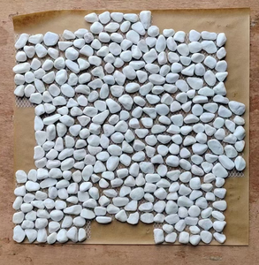 Tấm Nam Kinh đánh bóng giá rẻ <span class=keywords><strong>Pebble</strong></span> gạch <span class=keywords><strong>Pebble</strong></span> khảm lát <span class=keywords><strong>Pebble</strong></span> đá trắng sỏi nhựa khảm sông đá gạch - Product Image 1