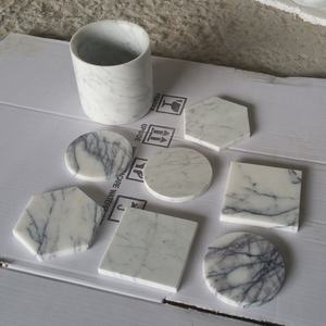 Italiana Carrara-posavasos de mármol blanco, posavasos de corazón grande y pequeño - Product Image 2