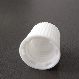 Capuchon à vis en <span class=keywords><strong>plastique</strong></span> M9 9 mm pour <span class=keywords><strong>tube</strong></span> de crème en aluminium - Product Image 2