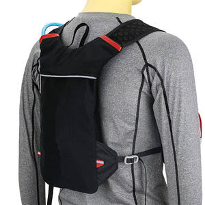 Gilet d'hydratation ultraléger, imperméable et respirant de 5 L avec fermeture éclair, idéal pour le cyclisme et la course sur sentier - Product Image 6