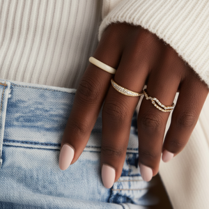 Anillos Apilables de Diamantes Naturales en Oro de 14k de Wishbone Fashion con Piedras de 0.092 Ct - Product Image 1