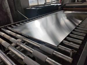 कोल्ड रोल्ड स्टेनलेस स्टील शीट 201 304 316L 430 0.45mm मोटी स्टेनलेस स्टील शीट के साथ पेपर शीट - Product Image 4