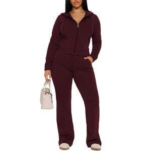 Ensemble de survêtement 2 pièces pour femme, coupe évasée, en coton, avec sweat à capuche, idéal pour l'entraînement et la course hivernale, tenue tendance OEM, le plus vendu - Product Image 1