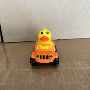Giocattoli in Gomma a Forma di <span class=keywords><strong>Jeep</strong></span> Personalizzati Chibe, Nuovi Colori, Vendita Diretta dalla Fabbrica, Decorazioni per Auto <span class=keywords><strong>Jeep</strong></span>, <span class=keywords><strong>Giocattolo</strong></span> da Bagno in PVC Morbido e Sicuro da 8CM per Bambini - Product Image 6