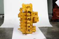 Pièce de rechange principale hydraulique d'excavatrice de KOMATSU de soupape de commande de PC200LC-7 PC200-7 PC200-6 723-47-20404 723-46-20404