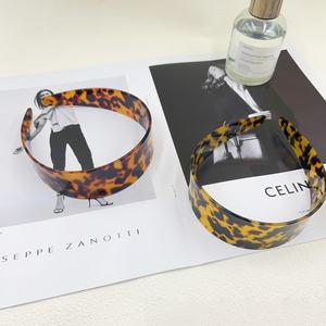 Serre-tête large en acétate écaille de tortue, épingle à cheveux rétro imprimé léopard ambre, accessoire capillaire tendance du moment - Product Image 5