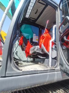 Mini pelle sur chenilles Kobelco K260LC d'occasion de haute qualité, poids en ordre de marche de 8 tonnes, Hitachi avec moteur Yanmar et Hino, en bon état - Product Image 3