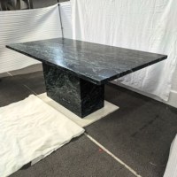 Table à manger de luxe en marbre vert Alpi, plateau rectangulaire épais, base carrée monolithique, mobilier de salle à manger en pierre naturelle