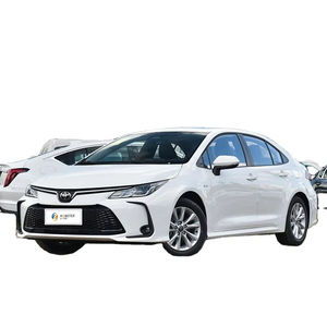 <span class=keywords><strong>Toyota</strong></span> a Corola 1,8 L hybride, transmission <span class=keywords><strong>automatique</strong></span>, toit ouvrant, sièges en cuir, économe en carburant et fiable, populaire dans le monde entier. - Product Image 1
