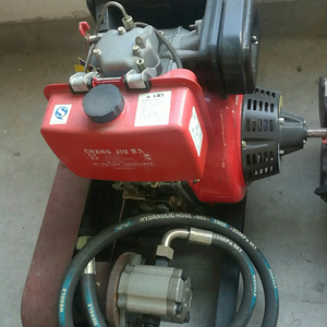 Machine de forage et de carottage hydraulique pour l'échantillonnage dans les petites zones minières montagneuses - Product Image 5