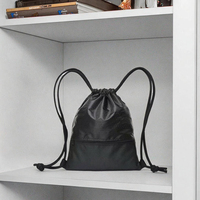 Sac à dos de sport en polyester de haute qualité OEM avec cordon de serrage, sac de gym imperméable, logo personnalisé, sacs à dos promotionnels pour le fitness