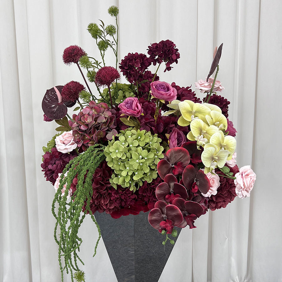 ลูกบอลดอกไม้ 2 ดอก