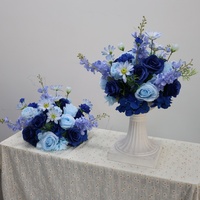 Centres de table artisanaux pour mariage, banquet et fête, avec roses, hortensias et delphiniums bleus artificiels