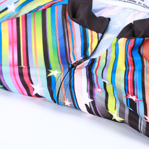 Camiseta de Ciclismo Personalizada con Estampado por Sublimación OEM, Diseño de Estrella Colorida, Tela Ligera de Bajo Denier, Manga Corta para Equipos Deportivos - Product Image 5