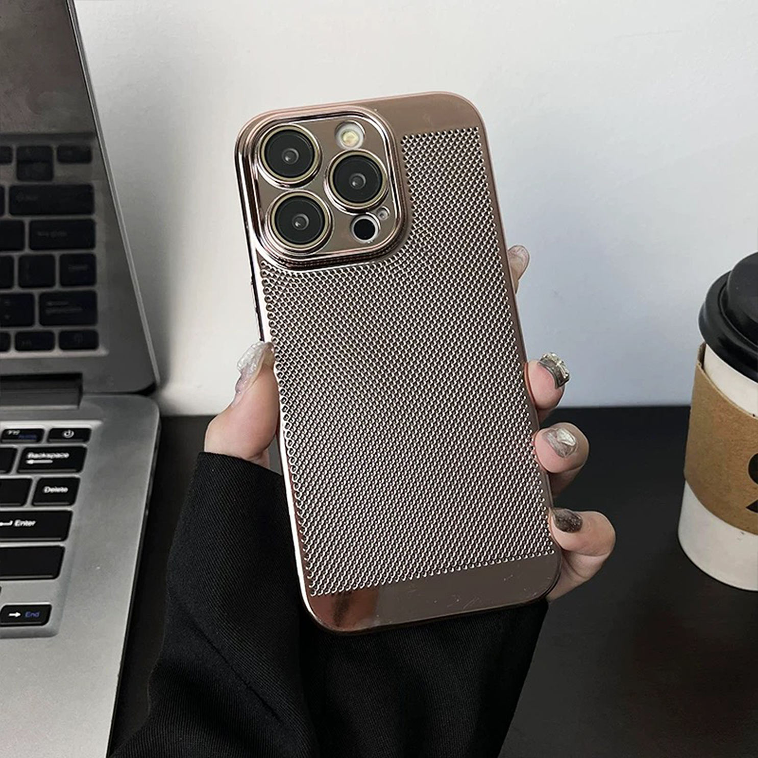 สีน้ำตาล