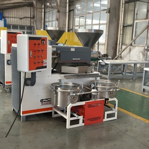 Presse à huile multifonctionnelle pour noix, équipement de pressage d'huile de noix, type hydraulique commercial, extraction d'huile de noix à haute efficacité - Product Image 4