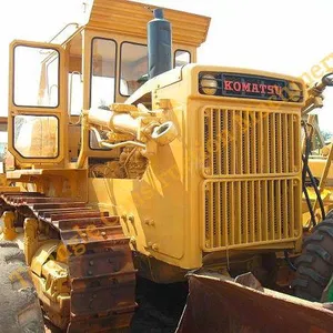 Traktor D155A-1 kondisi bekerja dengan baik Jepang berkualitas tinggi digunakan crawler bulldoser untuk dijual di kota Shanghai