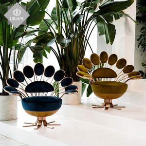 Poltrona Singola Decorativa in Metallo con Design Unico a <span class=keywords><strong>Pavone</strong></span>, Stile Moderno Italiano, Rivestimento in Tessuto per Soggiorno - Product Image 3