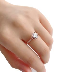 แหวนเงินแท้ 925 ประดับเพชรคิวบิกเซอร์โคเนียทรงกลมแบบวงแหวน 2.0 กะรัต แหวนหมั้นแบบสั่งทำพิเศษ - Product Image 4