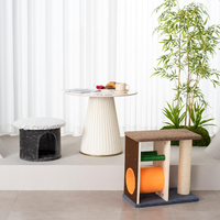 Arbre à chat en bois avec tunnel roulant, poteaux à gratter interactifs, structure en bois massif, mobilier multi-activités pour chat