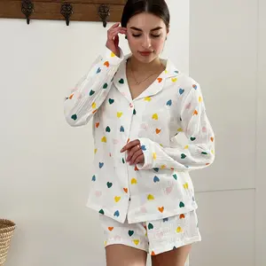 100% coton à la mode amour imprimé lâche femmes maison porter 2 pièces ensemble à manches longues Shorts pyjamas