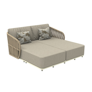 Sofá Cama para Exteriores de Aleación de Aluminio y Ratán PE, Impermeable y Resistente a la Oxidación, Muebles de Jardín y Patio de Dos Plazas, Diseño Contemporáneo - Product Image 1