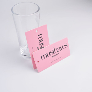 Etiquetas Colgantes de Papel Personalizadas Ecológicas con Diseño Cóncavo-Convexo, Grabadas/Repujadas, Creativas y con Personalidad para Zapatos y Bolsos - Product Image 4