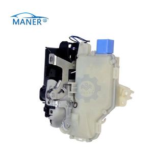 Actionneur de serrure de porte de voiture MANER 3B1837015P 3B1837015AT pour VW Jetta - Product Image 1