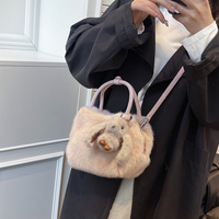 Tas Tangan Mewah Trendy untuk Wanita Muda, Model Selempang, Bahan Plush Lucu