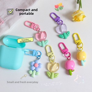 Nữ tính dễ thương nhựa Tulip và hướng dương Keychain Mặt dây chuyền Carabiner túi quyến rũ và tai nghe trang trí - Product Image 3