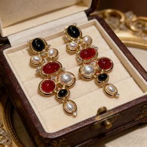 Boucles d'oreilles pendantes géométriques avec strass en cristal, imitation perle, alliage de zinc, bijoux de fête pour femmes - Product Image 3