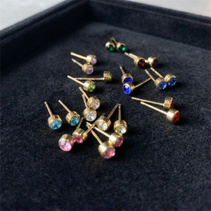 Orecchini a Perno Minimalisti con Cristallo Birthstone in Acciaio Inossidabile Dorato, Zircone Delicato, Gioielli Classici alla Moda per Donna, Idea Regalo - Product Image 6