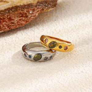 Anillo de banda de acero inoxidable con incrustaciones de piedras multicolor, moderno, vintage, grueso, apilable, para mujer, para uso diario y fiestas. - Product Image 3